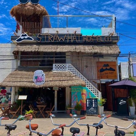 Straw Hat Hostel & Rooftop Bar تولوم المظهر الخارجي الصورة