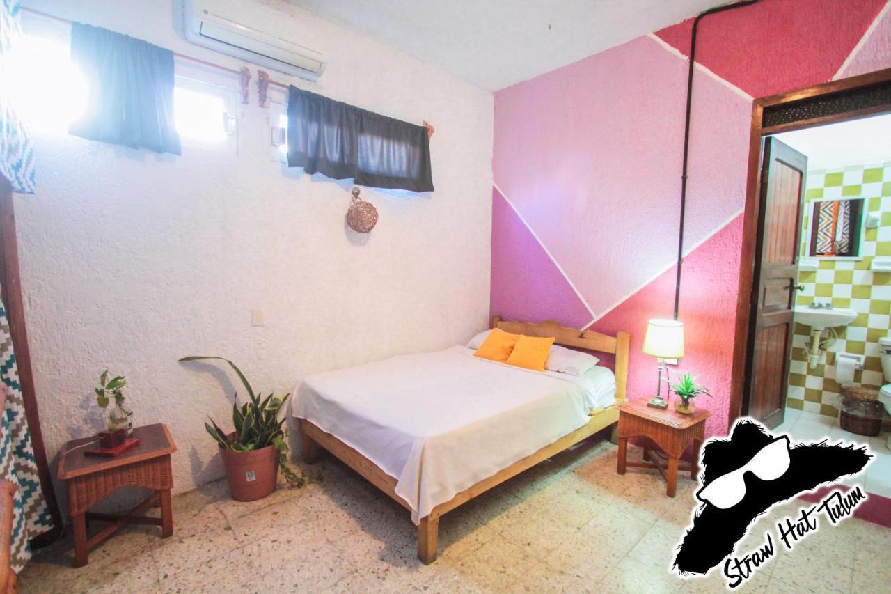 Straw Hat Hostel & Rooftop Bar تولوم المظهر الخارجي الصورة