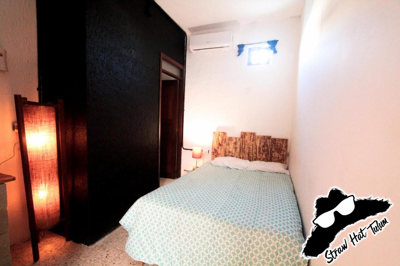 Straw Hat Hostel & Rooftop Bar تولوم المظهر الخارجي الصورة