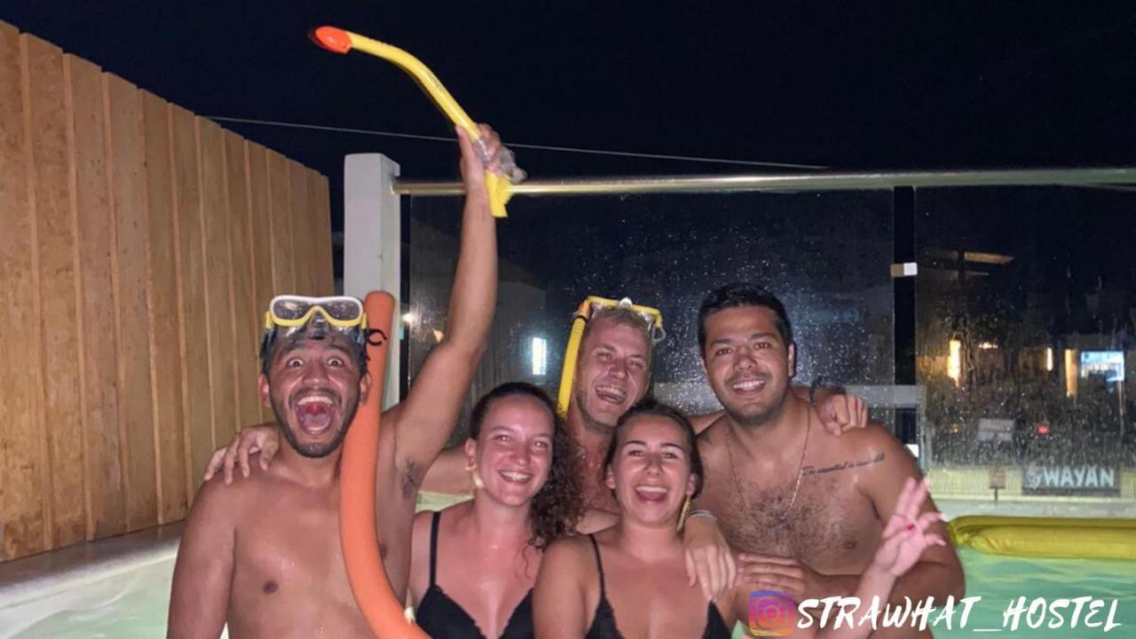 Straw Hat Hostel & Rooftop Bar تولوم المظهر الخارجي الصورة