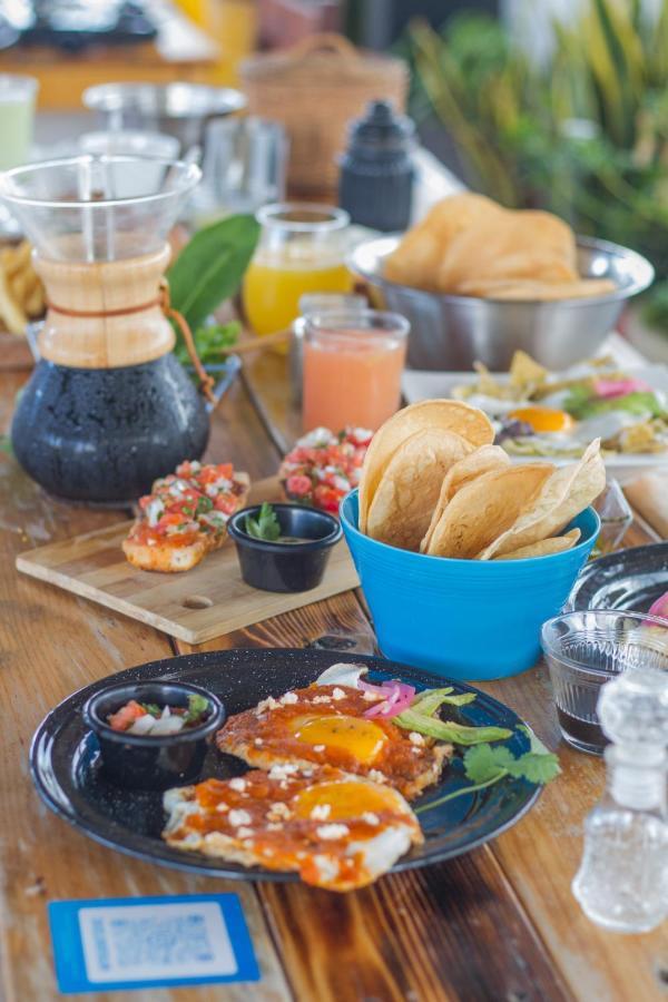 Straw Hat Hostel & Rooftop Bar تولوم المظهر الخارجي الصورة
