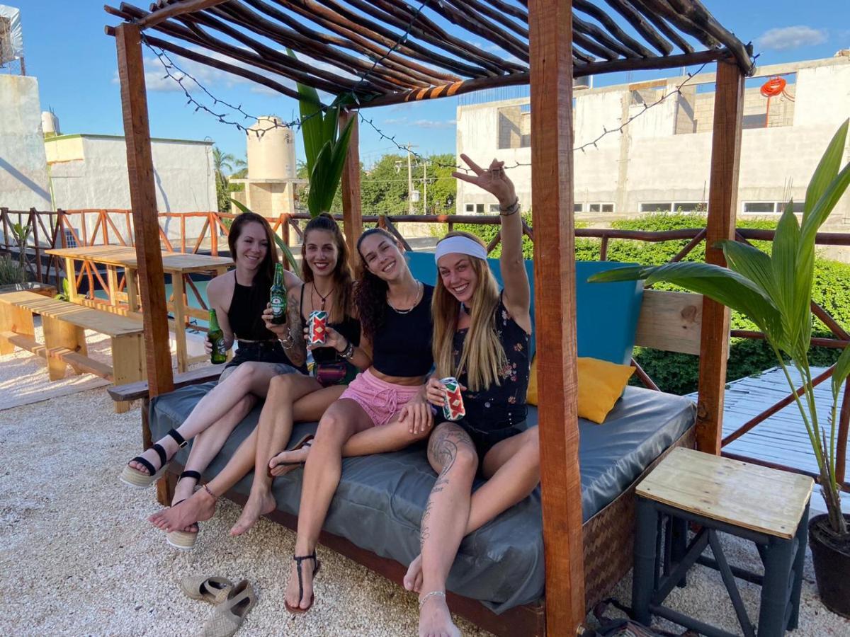 Straw Hat Hostel & Rooftop Bar تولوم المظهر الخارجي الصورة